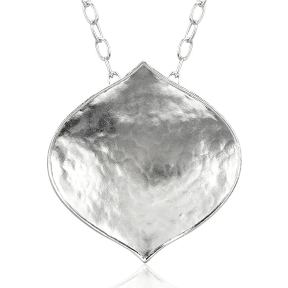 Legend Amrapali Silver Pallavi Necklace - Picture 1 of 4